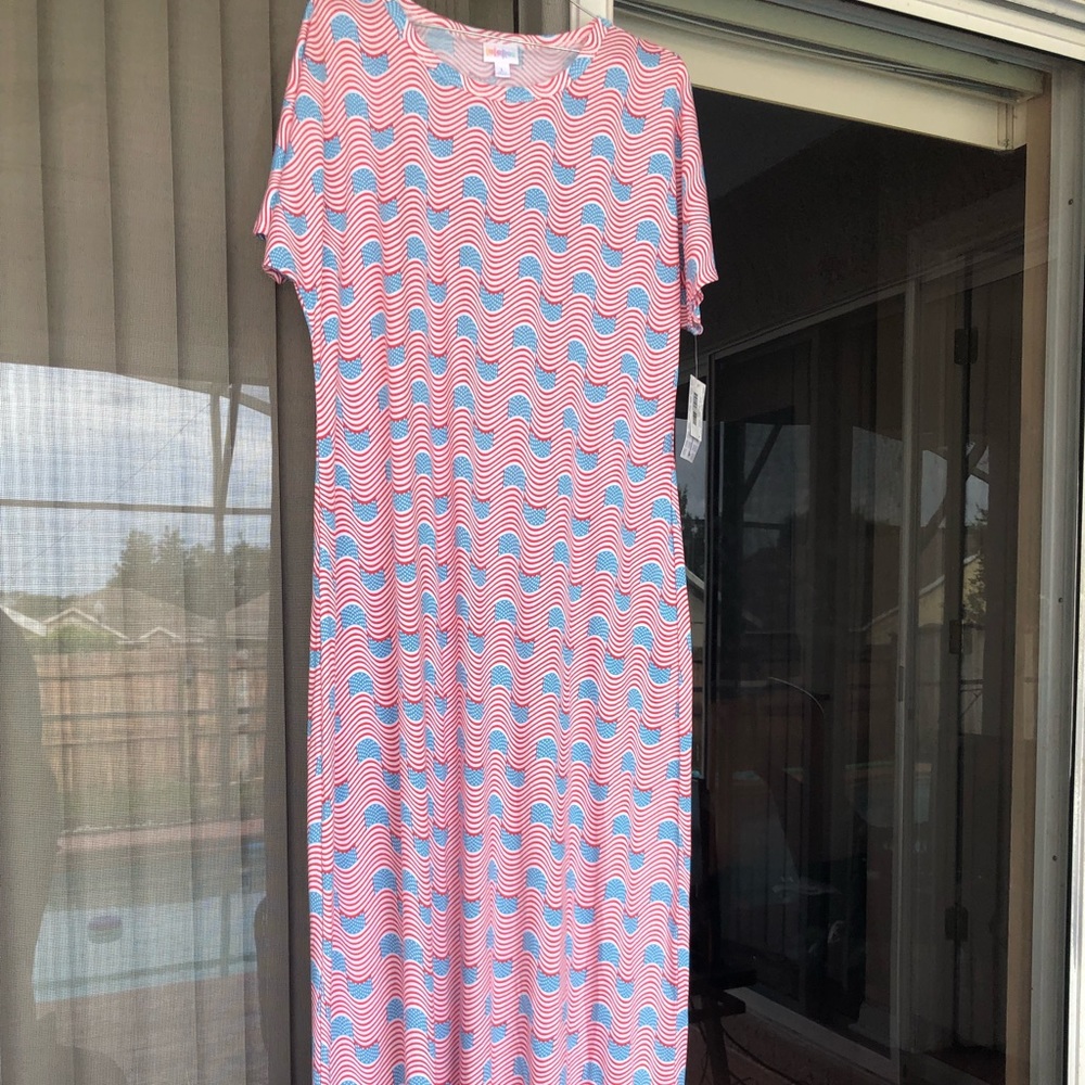 🚨 brand new with tags lularoe Americana Maria 🚨